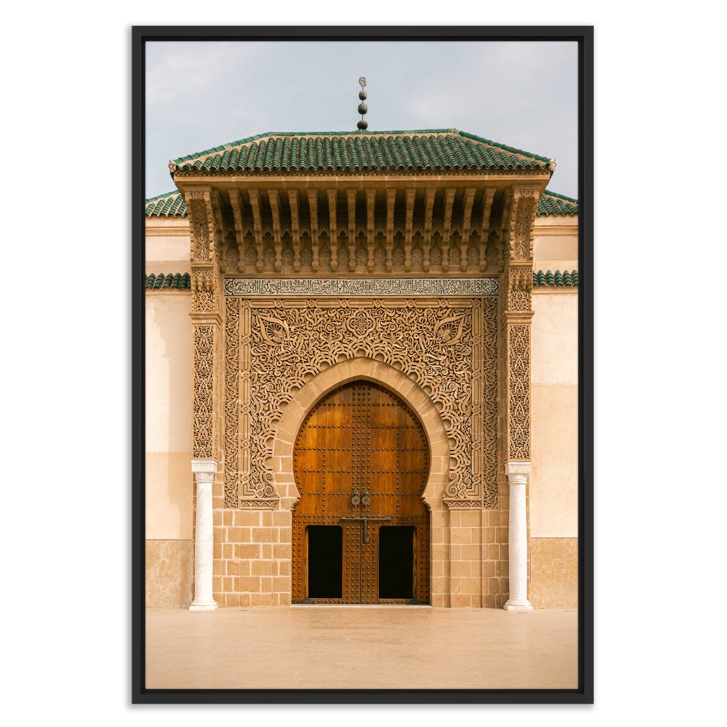 Majestic Moroccan Gateway